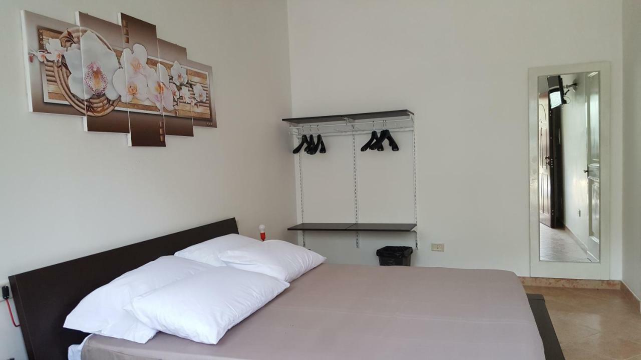 Borgo Dei Centurione Hotel โรม ภายนอก รูปภาพ